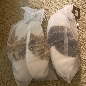 Bnwt pottery barn slippers